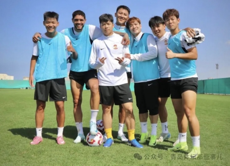  記者：劉小龍接近加盟青島西海岸，正隨隊在迪拜拉練只差官宣