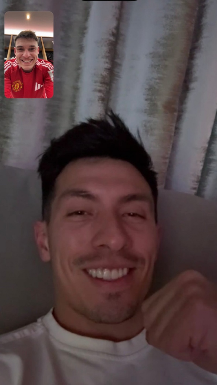  勝利獻給你！烏加特賽后視頻連線重傷的利桑德羅，一起慶祝晉級