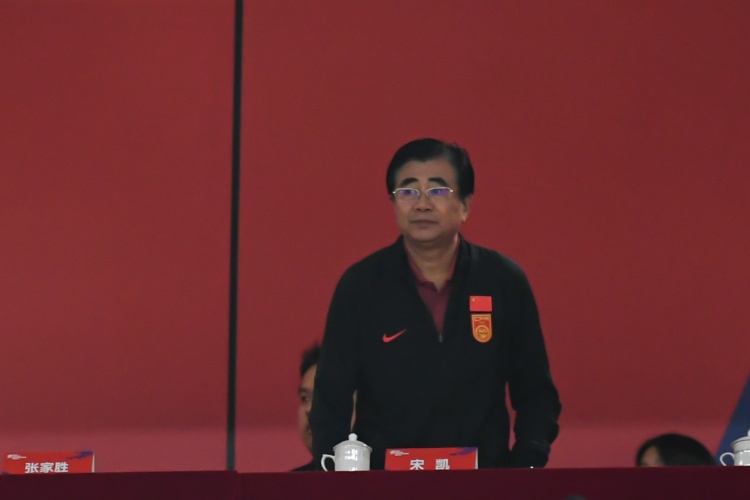  北青體育：宋凱、許基仁探班U20國(guó)青，將全程陪伴征戰(zhàn)U20亞洲杯