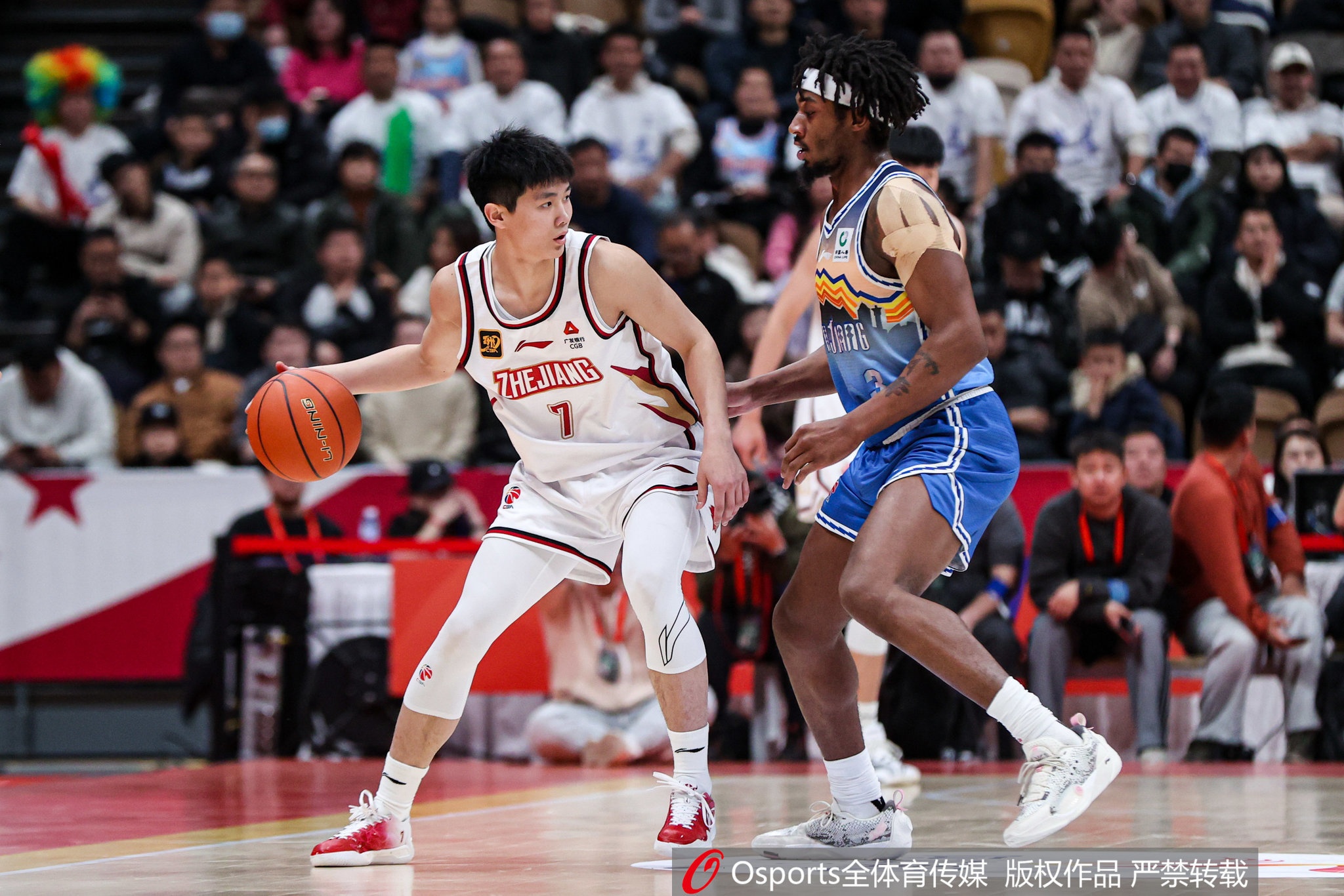  未來(lái)可期！17歲小將李?lèi)傊?中2拿5分1板1斷 單斷外援&壓哨三分